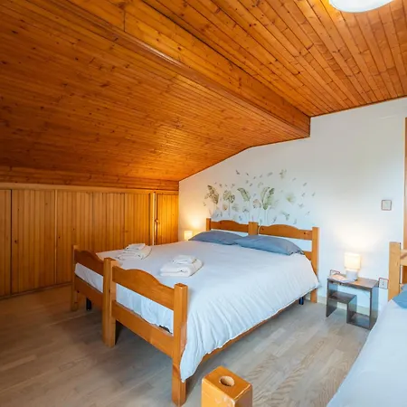 Appartement Centro Mansarda Con Balcone E Giardino