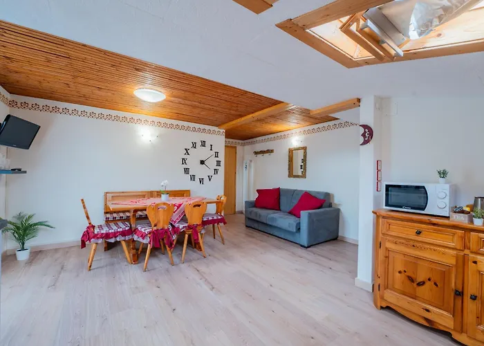 Apartman Centro Mansarda Con Balcone E Giardino *