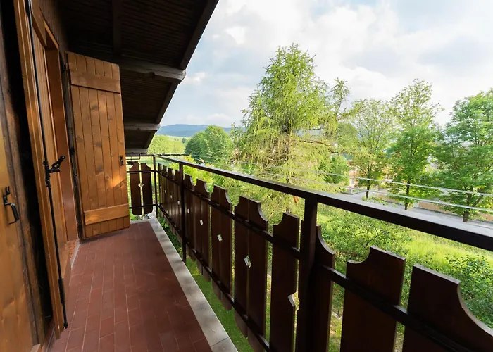 Centro Mansarda Con Balcone E Giardino Apartman Asiago