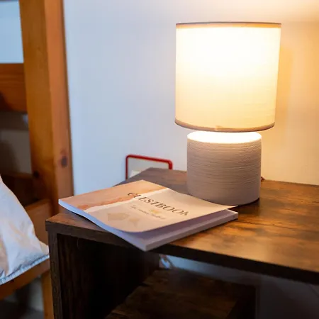 Centro Mansarda Con Balcone E Giardino Apartamento *